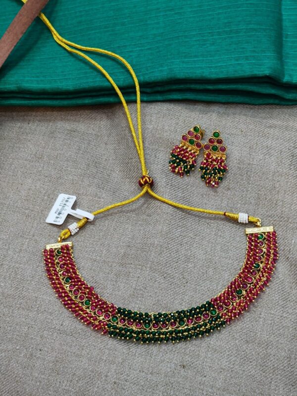 Beaded Kundan Choker Set