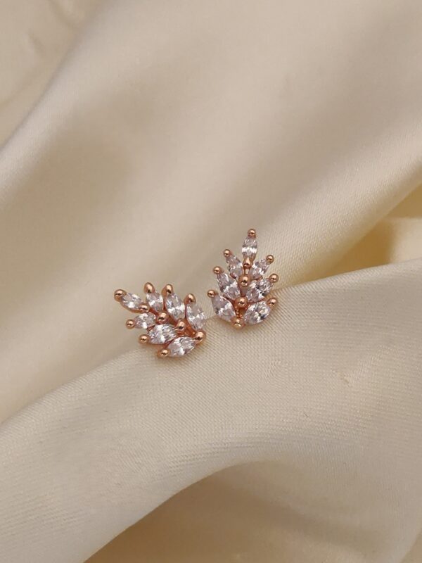 Twinkling Blooms Diamond Stud Earrings