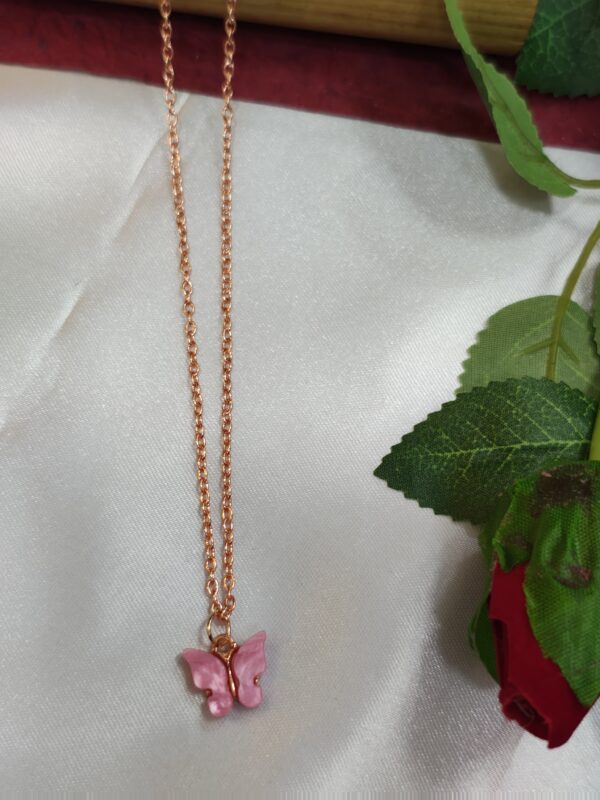 Elegant Butterfly Pendant Necklace in Rose Gold - Image 2