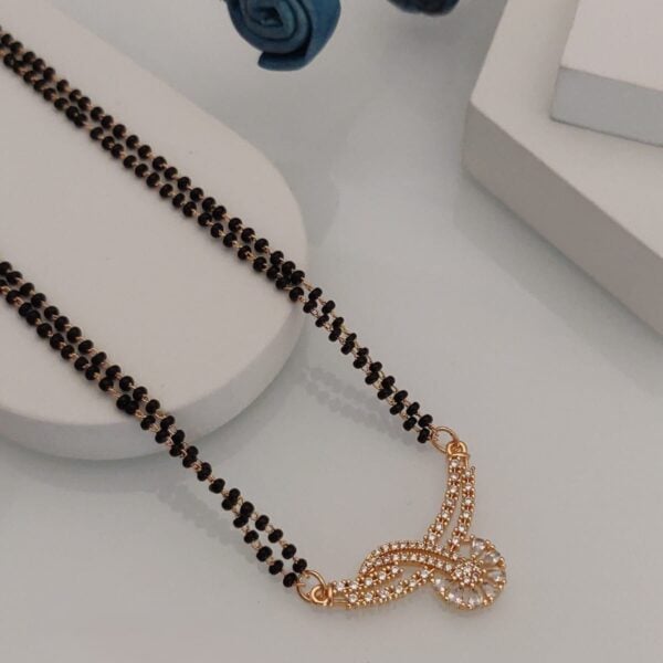 Elegant Daily Wear Mangalsutra | Royal Reflection DS