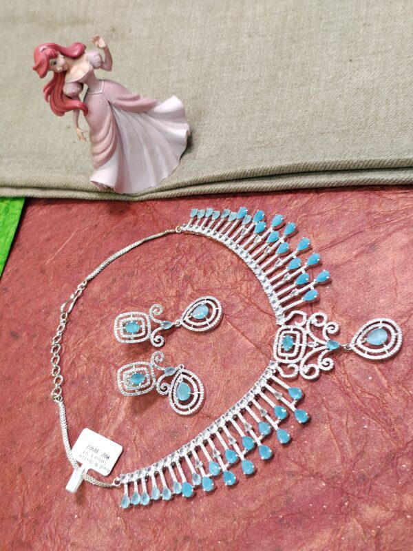 Ocean Blue Necklace Set - Image 2