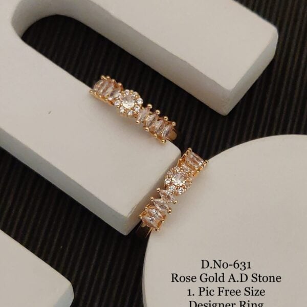 Rhapsodic Diamond Finger Ring