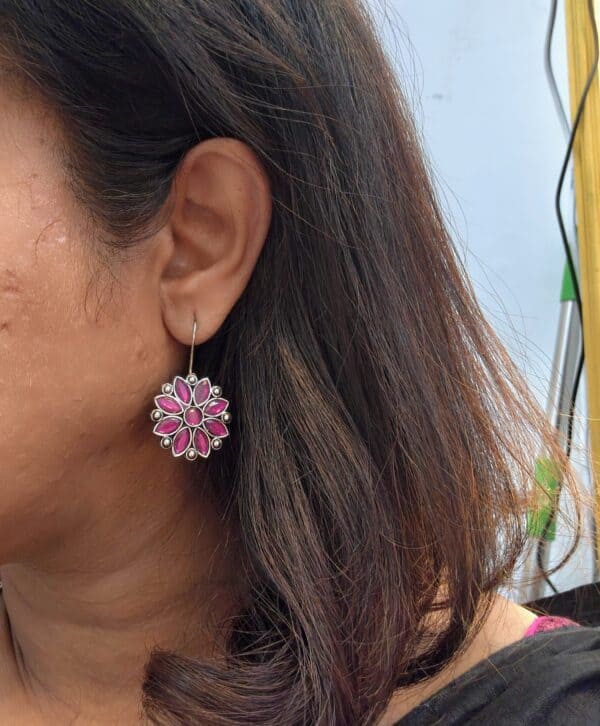 Elegance in Bloom Earring - Image 3