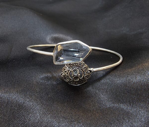 Antique-Inspired Crystal and Silver Bracelet for Women (2)