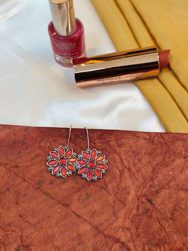 Elegance in Bloom Earring - Image 9
