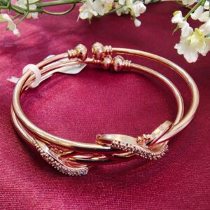 Enchanting Diamond Kada