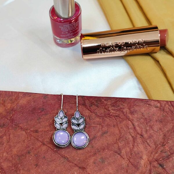 Leafy Affair Earring - "Lavender"