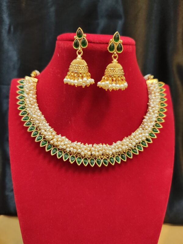 Majestic Pearl and Green Stone Necklace Set