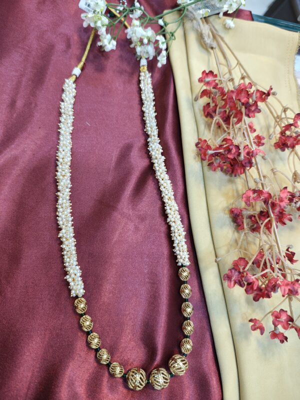 Pearl Strand Gold Green Necklace Set - Image 5