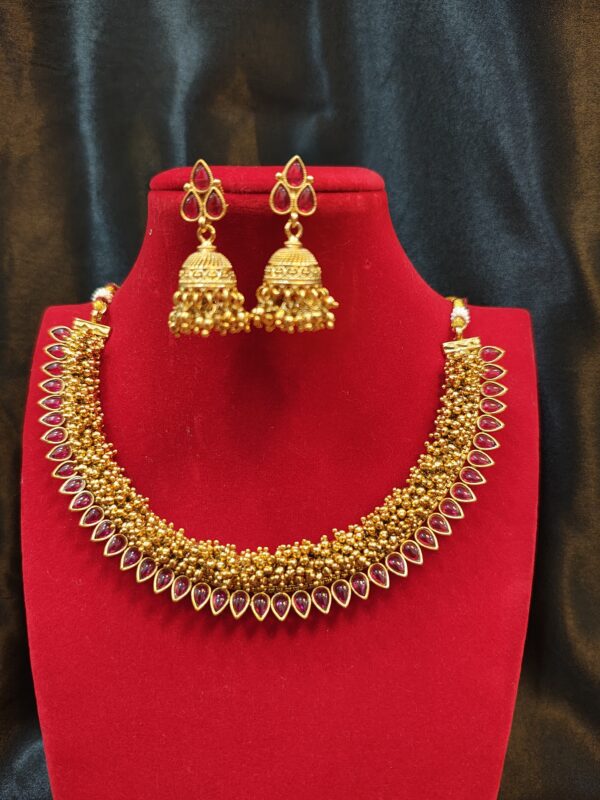 Majestic Pearl and Pink Stone Necklace Set