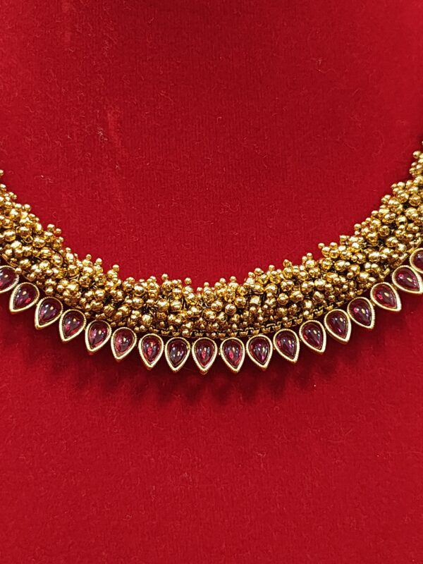 Majestic Pearl and Pink Stone Necklace Set - Image 2