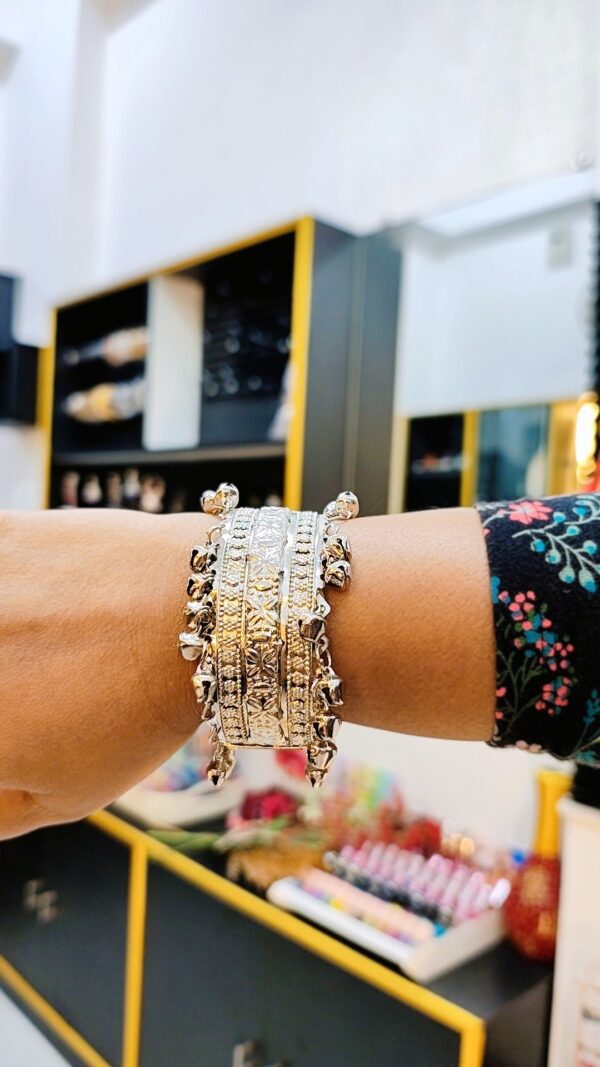 Silver-Toned Traditional Statement Kada - Image 2