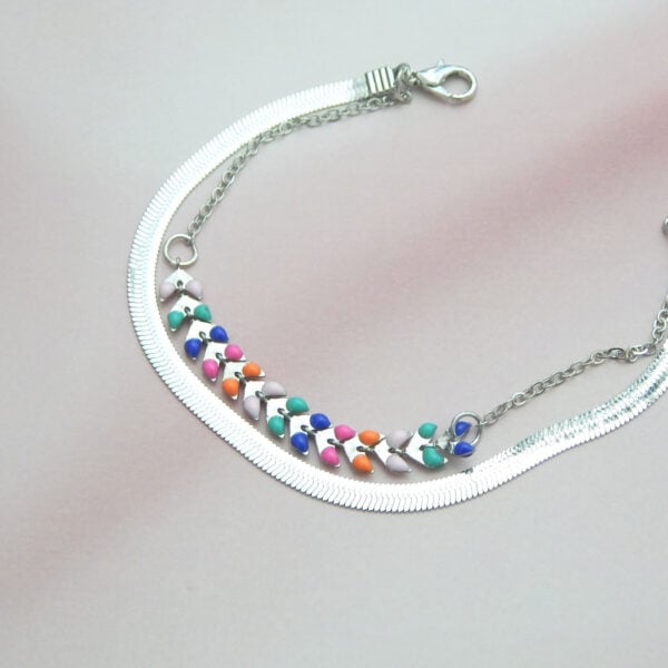 Silver floral chain bracelet with multicolor beads and daisy charms
