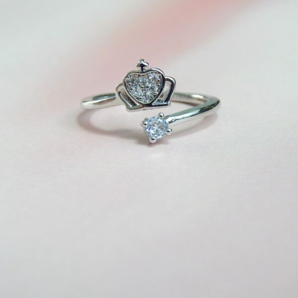 Silver Crown Sparkle Open Ring with Solitaire Accent and Adjustable Band – Royal Reflection DS