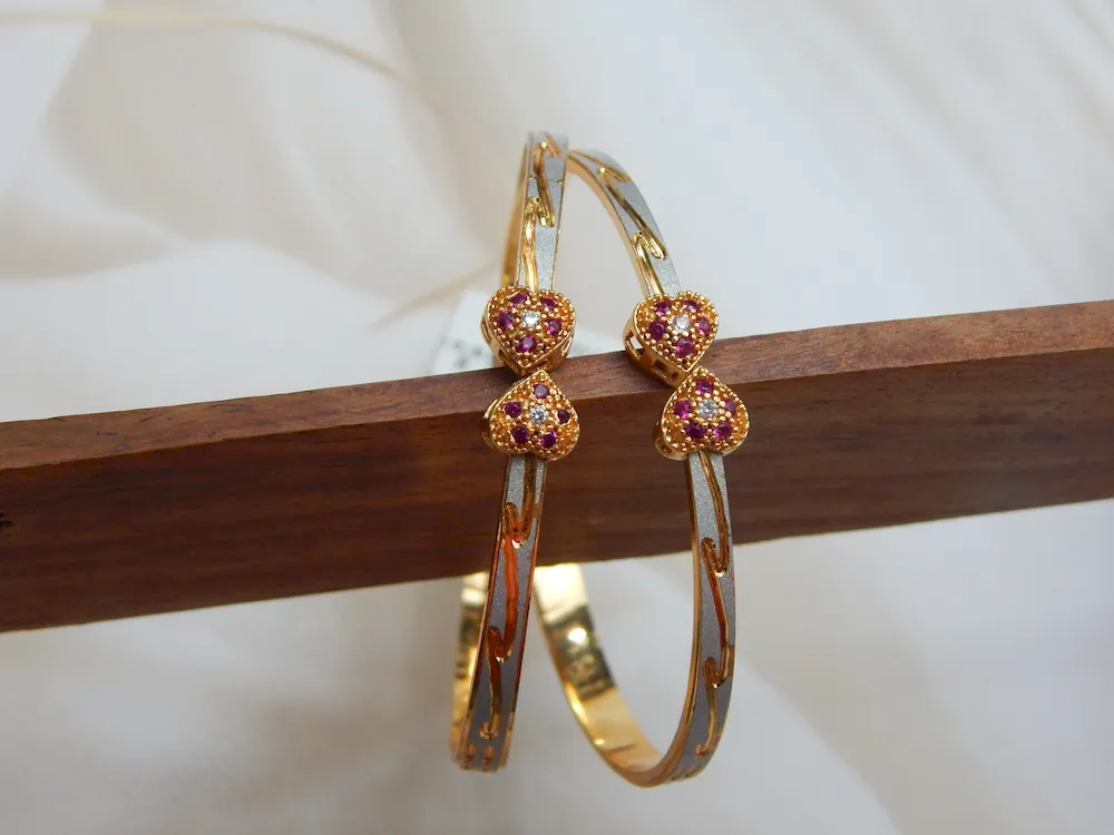 Crystal Heart Duo Gold-Plated Kada with Multicolor Stones and Dual-Tone Finish – Royal Reflection DS