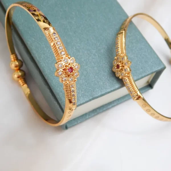 Gold-Plated Floral Mirage Diamond Kada Set with CZ Stones and Flower Design – Elegant Wristwear