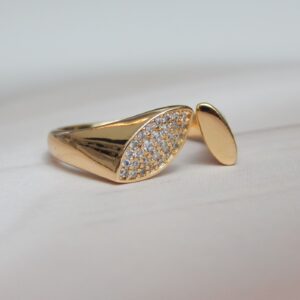 Gold Leaf Tip Open Ring with Crystal Embellishment and Sleek Finish – Royal Reflection DS