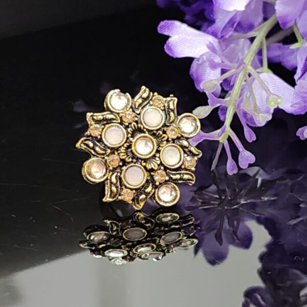 Mini Kundan Glow Adjustable Ring with Faux Pearls and Antique Gold Finish – Royal Reflection DS