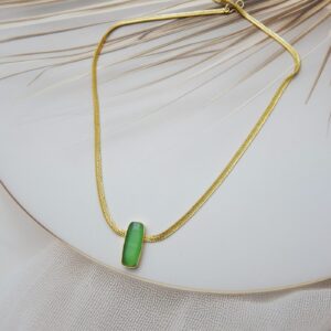 Minimalist Gold-Toned Necklace with Rectangular Green Pendant – Royal Reflection DS
