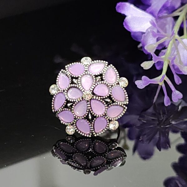 Lavender Floral Adjustable Ring with Crystal Accents and Antique Silver Finish – Royal Reflection DS