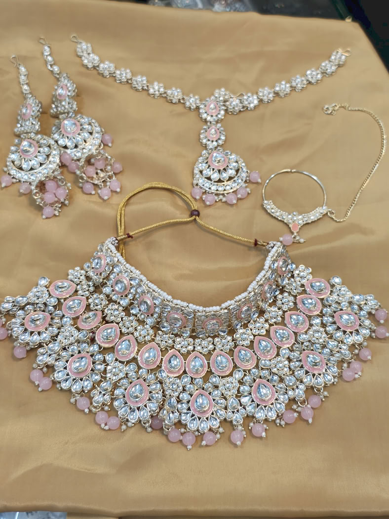 neck-jewels royalreflection ds