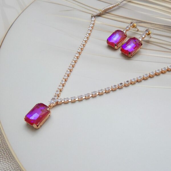 Aurora Spark Pendant Set with Earrings – Magenta – Royal Reflection DS