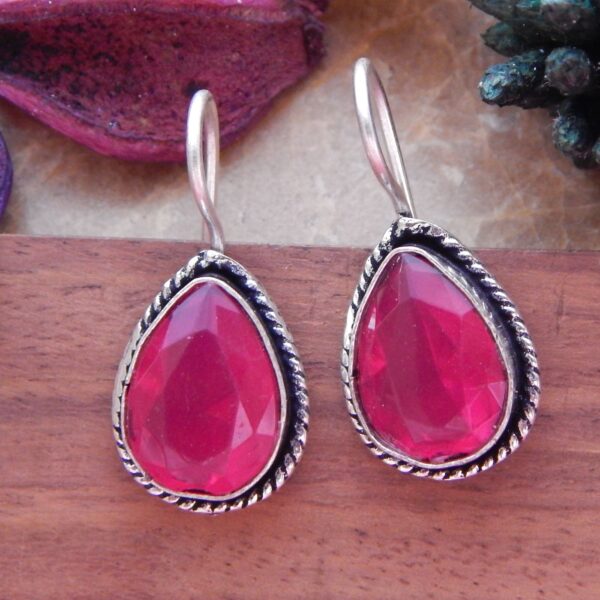 Cat’s Eye Drop Earrings in Red — Royal Reflection DS
