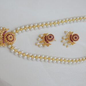 Chandrika Pearl Set