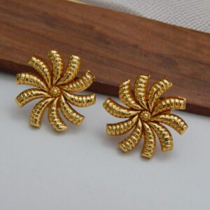 Classic Gold Elegance Necklace Set with Beaded Choker and Spiral Earrings – Royal Reflection DS