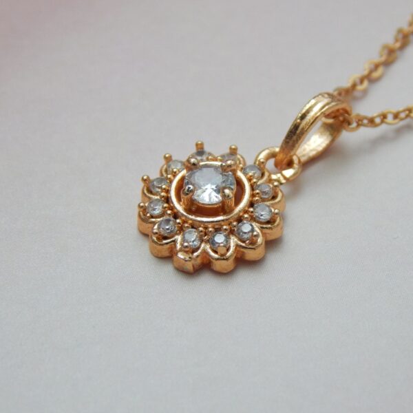 Crystal Gold Pendant – Sunburst Round Design — Royal Reflection DS (Sunburst)