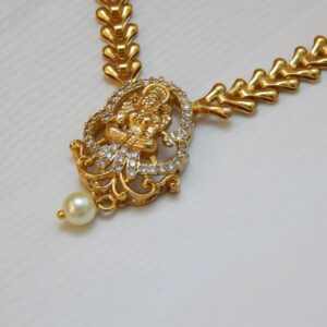 Devi Swarna Set zoom