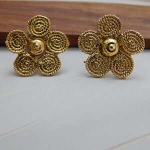 Elegant Gold Floral Earrings with Spiral Design – Royal Reflection DS