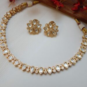 Kashvi white polki kairi choker set with flower stud earrings