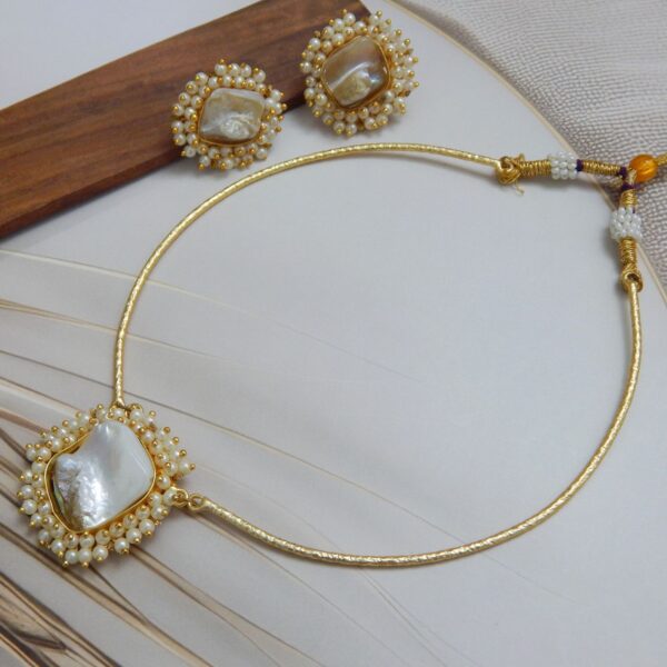 Close-up of Earrings from Baroque Pearl Set – Royal Reflection DS