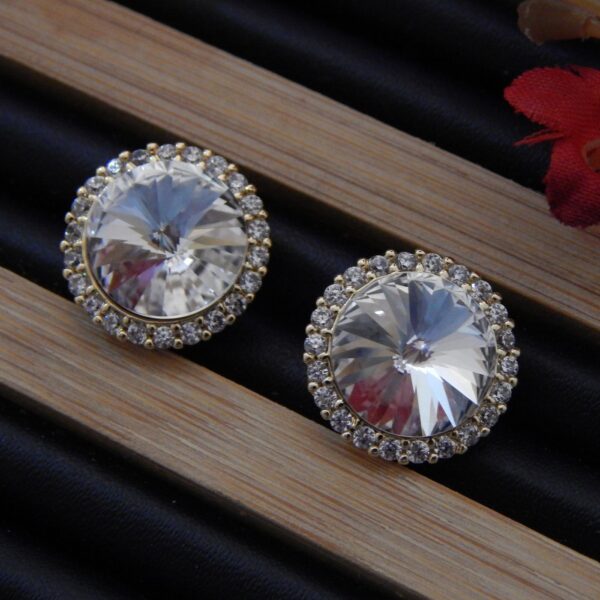 Radiant Halo Crystal Tops with Gold-Tone Rim and Sparkling Accents – Royal Reflection DS