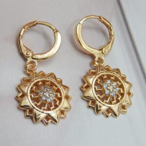 Solar Bloom Gold-Plated Pendant with Crystal Accents – Royal Reflection DS