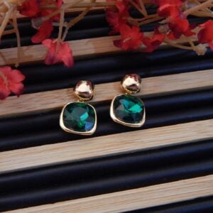 Gold-Tone Brass Square Crystal Earrings with Faceted Green Stone – Royal Reflection DS