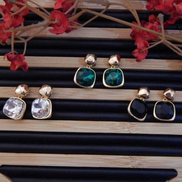 Gold-Tone Brass Square Crystal Earrings – Royal Reflection DS