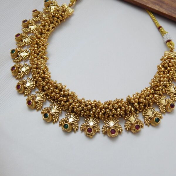 Temple Bloom Gold Necklace Set – Classic Variant – Royal Reflection DS