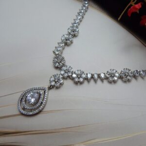Varsha Set-sparkling necklace only
