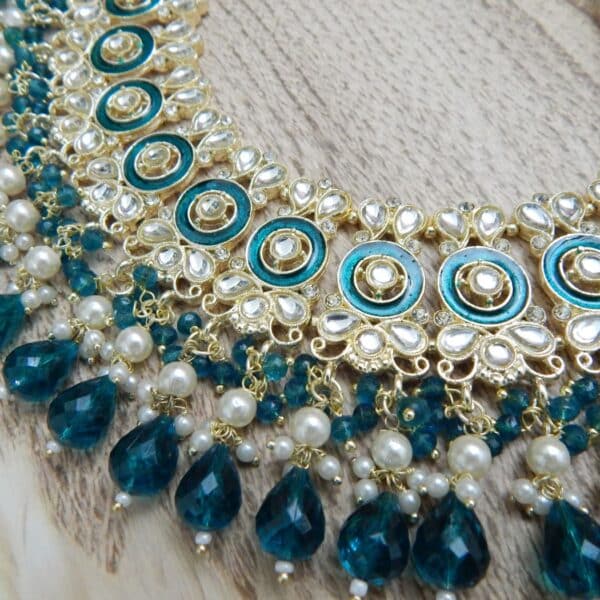 Anarkali Kundan Set-peacock neck zoom