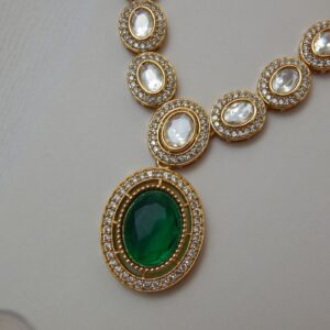 Shamali Kundan Set zoom